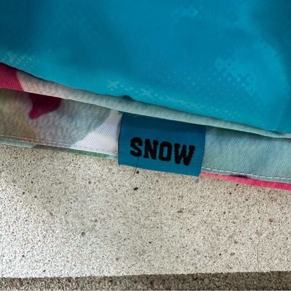 GSOU SNOW Vibrant Camo Insulated Snow Jacket XS Removable Hood Waterproof Ski - Picture 7 of 12